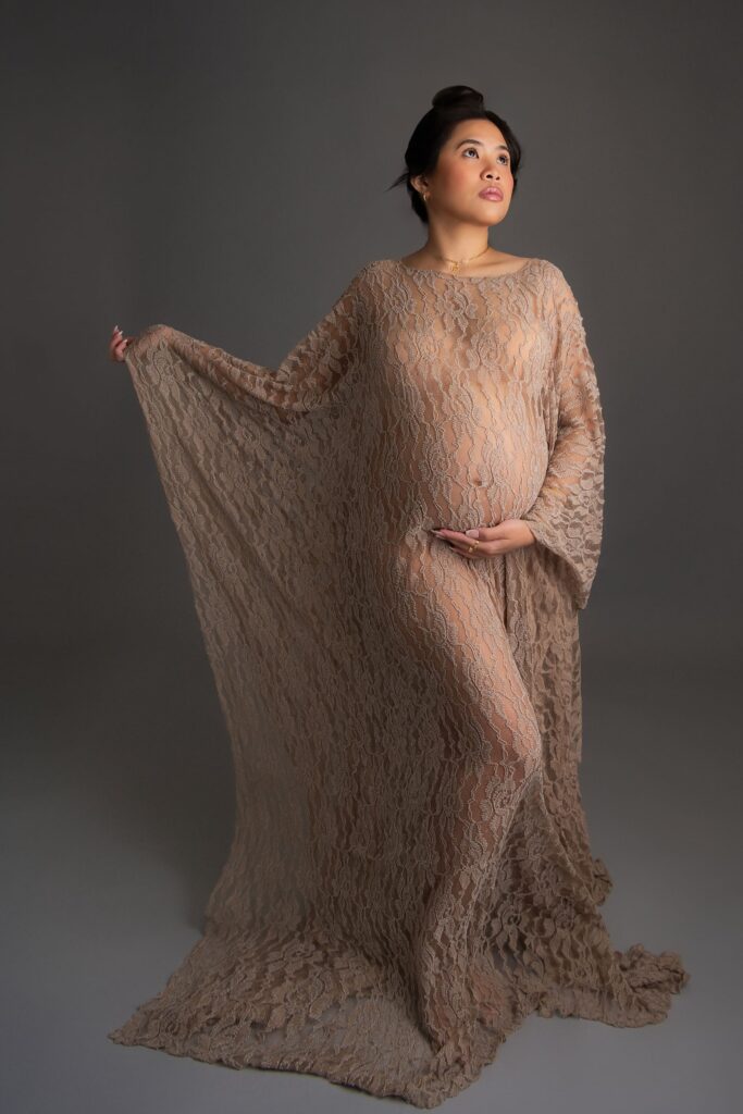 Beautiful Maternity Photography by Jamie Englert